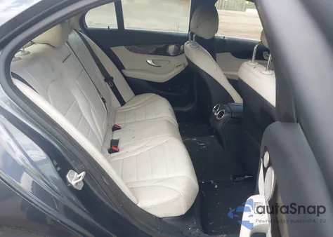 2016 Mercedes-Benz C 300 4Matic/Luxury 4Matic/Sport 4Matic из США, поврежденный, VIN 55SWF4KB7GU140054